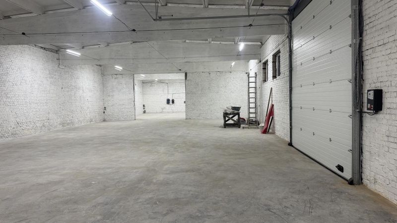 Виробниче приміщення площею 675  кв.м на вул.Б.Хмельницького