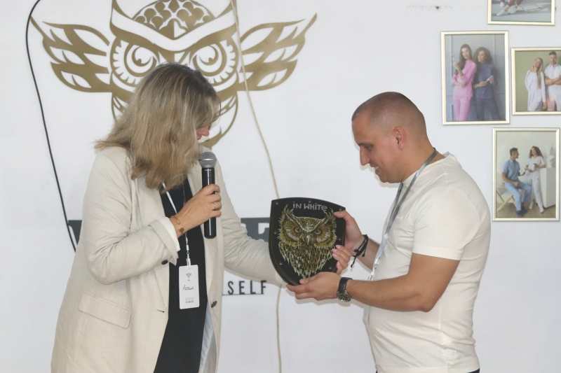 Музей медичного одягу компанії «IN WHITE» відкрився у Калуші