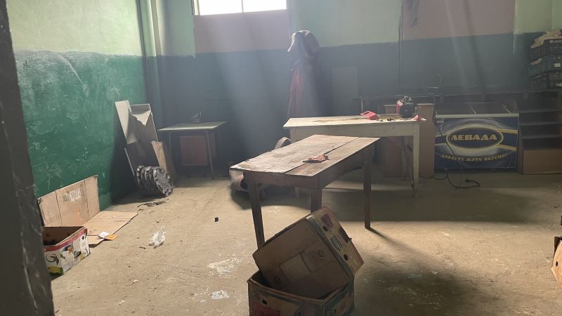 Складське приміщення  площею 100 кв.м на вул. Пекарська, 5 (НГРЕ)