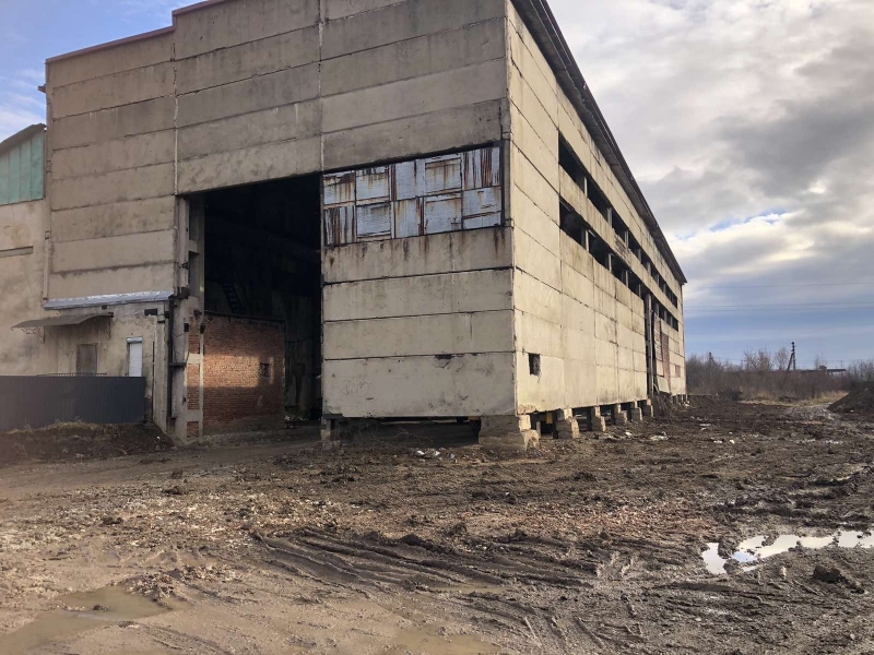 Виробничо-складське  приміщення по вул. Окружній площею 1300 кв. м. 