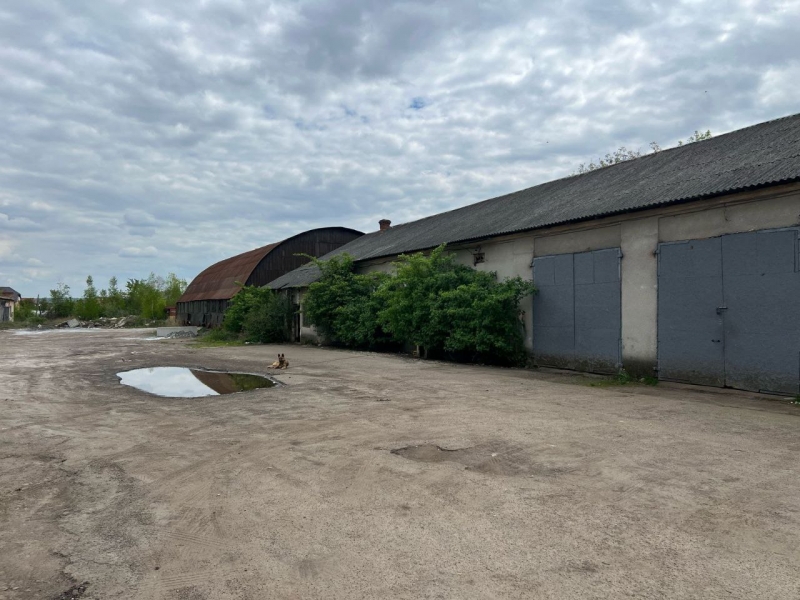 Виробничо-складське  приміщення на вул. Добрівлянській в м.Калуш загальною площею 2644,0 м. кв.