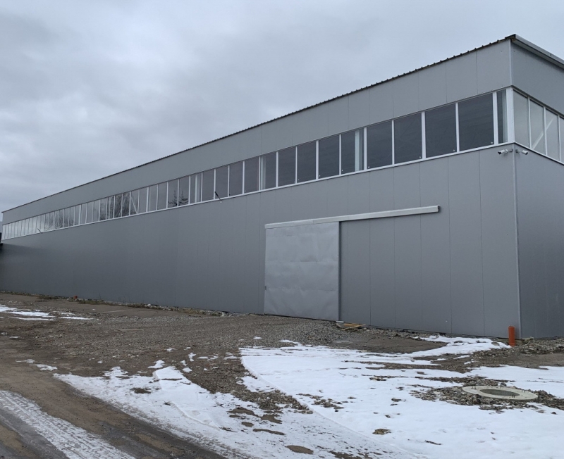 Вільне виробничо-складське приміщення  площею 4000 кв.м (оренда /продаж) на вулиці Івано-Франківській 2А