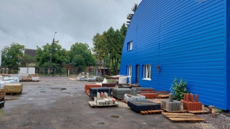 Виробничо-складське приміщення на вул. Долинській площею 300 кв.м та офісні  приміщення