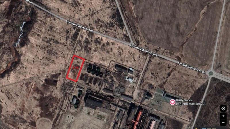 Земельна ділянка площею 1 га у промисловій зоні міста