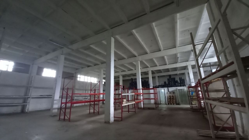 Складське приміщення з холодильними камерами  загальною площею  1170кв.м. за адресою  м.Калуш по  вул. Каракая 24  Оренда/Продаж