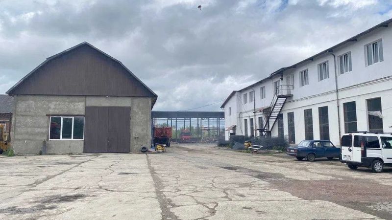 Продаж виробничо-складського комплексу площею 1500кв.м. у промисловій зоні м. Калуша